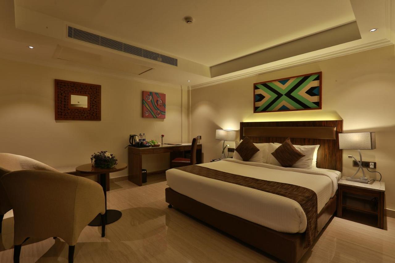 Hotel Luminara Kochi Екстер'єр фото
