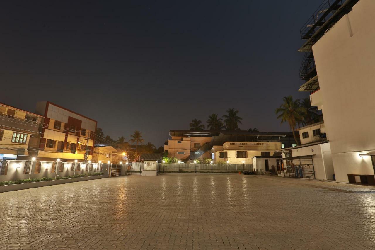 Hotel Luminara Kochi Екстер'єр фото