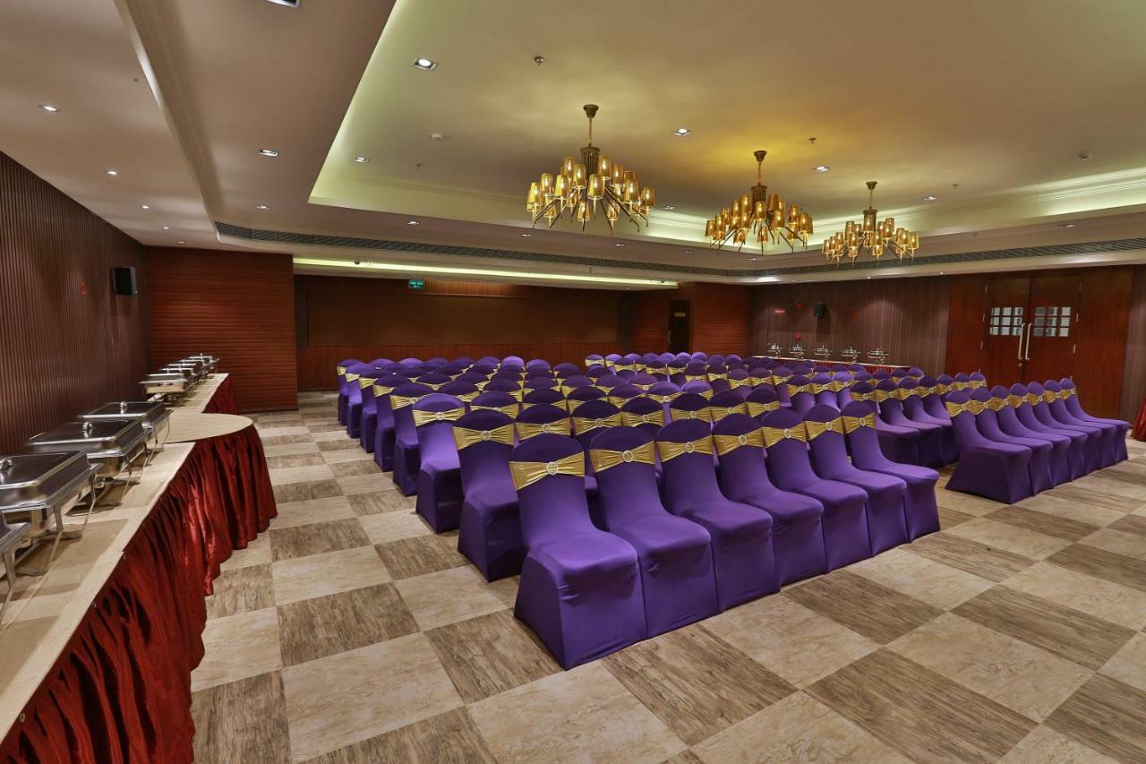 Hotel Luminara Kochi Екстер'єр фото