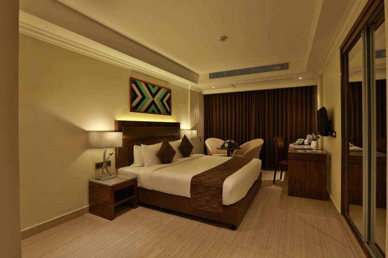 Hotel Luminara Kochi Екстер'єр фото